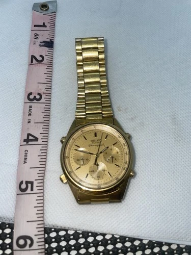 Seiko Men's Vintage Chronograph Wrist Watch