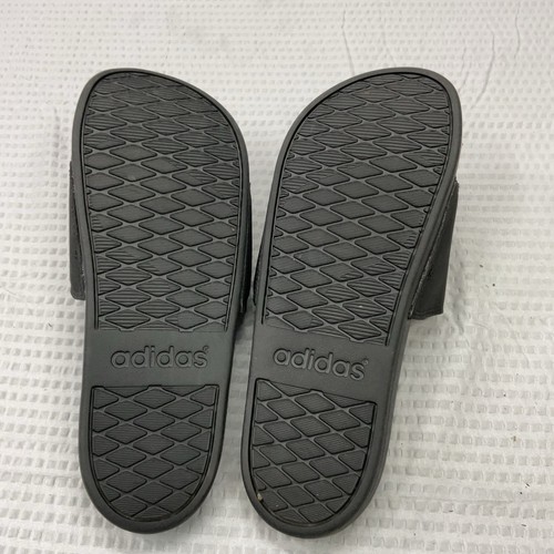 Adidas Unisex Adilette Comfort Slides size 7 Men 8-8.5 Women - Picture 3 of 4