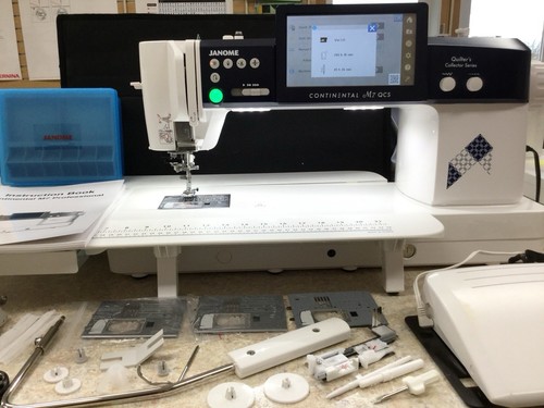 Janome Continental M7 QCS Computerized Sewing and Quilting Machine - 30HRS - Picture 2 of 8
