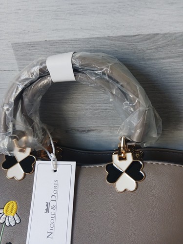 Nicole & Doris Handbag Bee Flower Design Shoulder Strap Brand New - Picture 6 of 16
