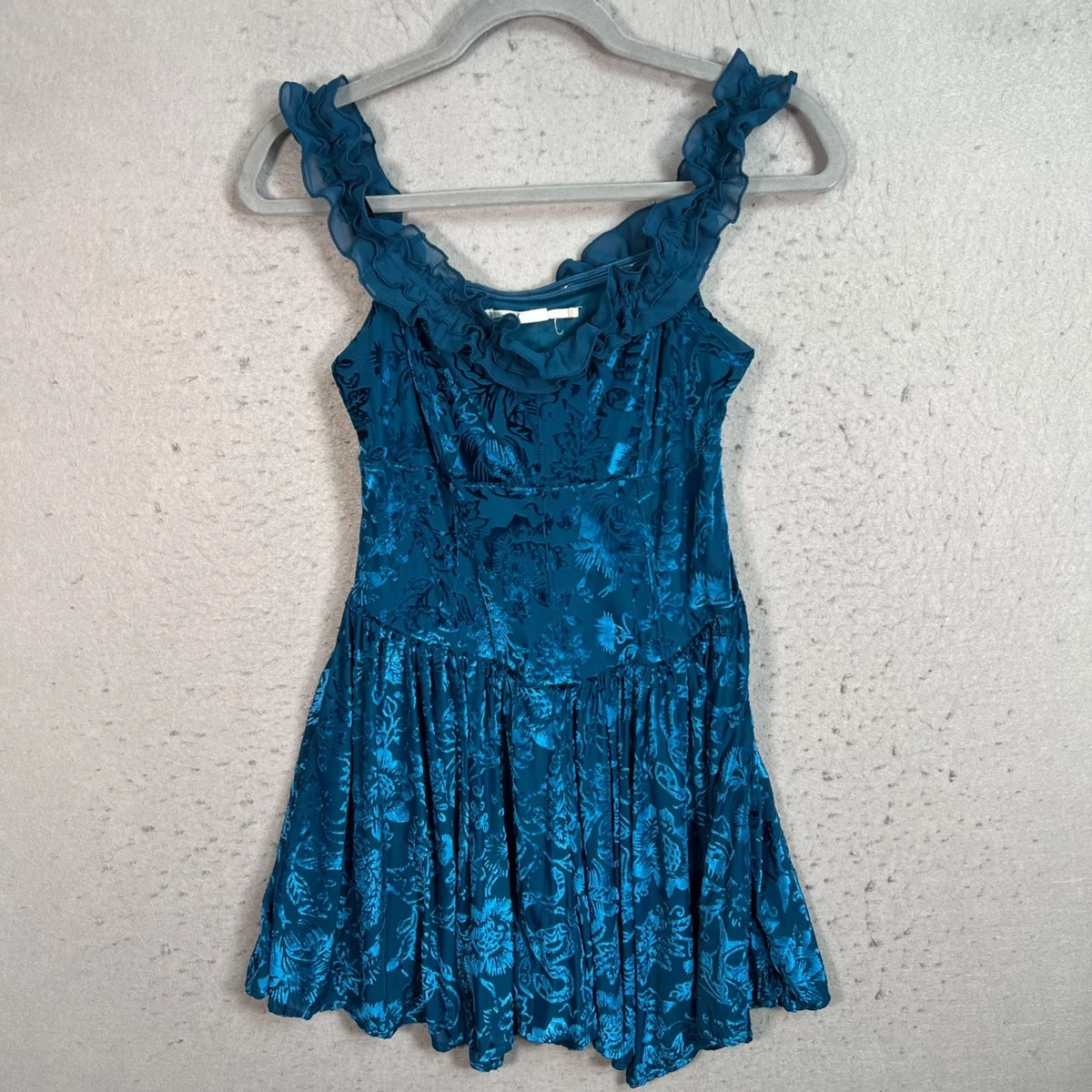 Kimchi Blue Short Casual Dresses for Women for sale