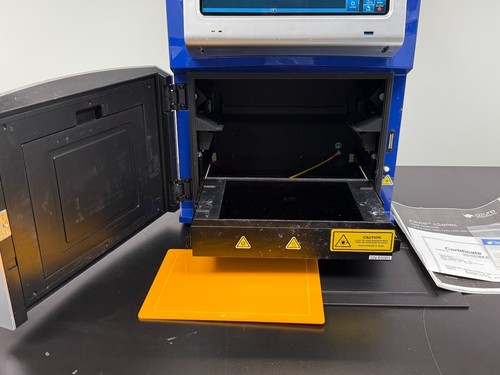 Sistema de imágenes en gel Azure Biosystems c600 Western Blot - Imagen 4 de 15