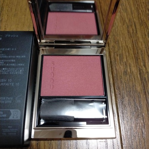 SUQQU MELTING POWDER BLUSH 5g Cheek color 10 Ou Xiang Made in Japan Unused - Picture 12 of 12