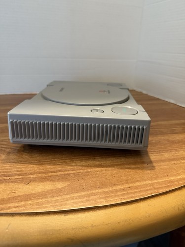 Console gioco Sony PlayStation 1 solo grigio modello SCPH-5501 PS1 testata e funzionante. - Foto 3 di 9