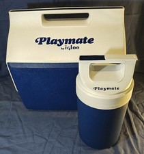 Vintage 80s Igloo Playmate Cooler Push Button White  1/2 Gal Beverage Jug USA