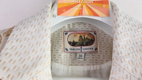 Trelise Cooper "Blazer Glory " tailored blazer in ecru/gold size UK16 - Picture 3 of 12