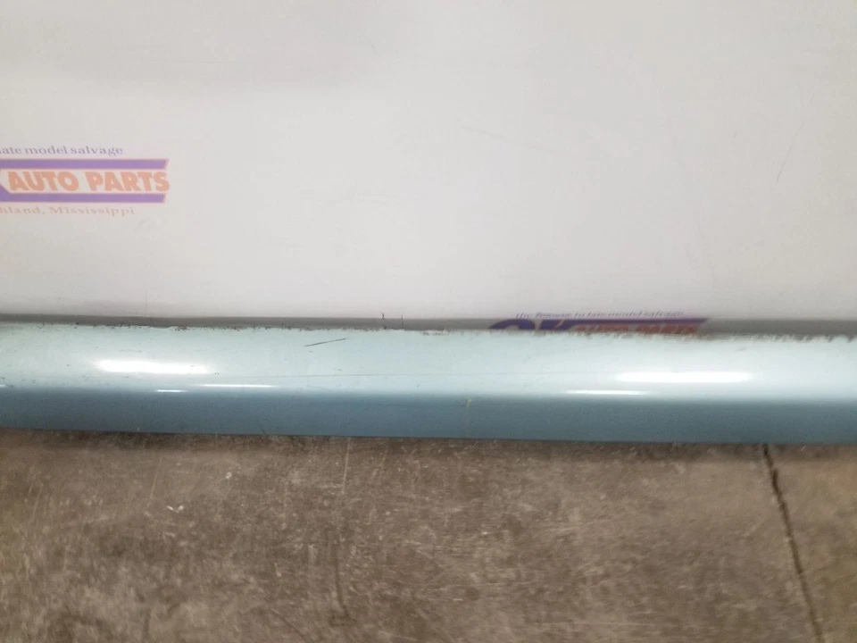 09 2009 CHRYSLER 300 HERITAGE ROCKER PANEL MOULDING RIGHT PASSENGER BLUE — 第 4/4 张图片