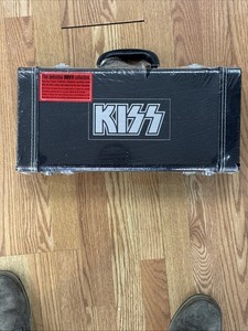 Kiss Guitar Case Box Set for sale | eBay