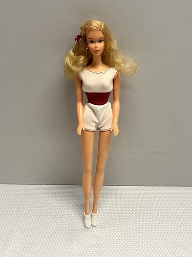 Vintage Free Moving Barbie Doll PJ Mod Taiwan Original Outfit Mattel TLC LEGS - Picture 1 of 16