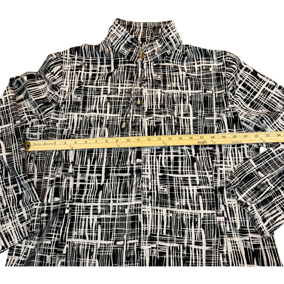 Chaqueta Zenergy Para Mujer Talla Pequeña Blanco y Negro Abstracto Cuello Alto Cremallera Completa Foto 4 de 4