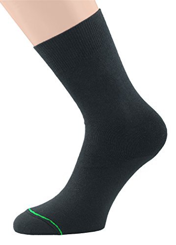 1000 Mile Original Sports Socks Black, MediumSize UK 6 8.5 1000 Mile Original Sports Socks Black, MediumSize UK 6 8.5