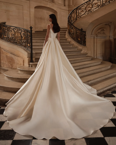 Satin Meerjungfrau Brautkleider Brautkleider mit abnehmbaren Schleppenträgern Hochzeit - Bild 5 von 8