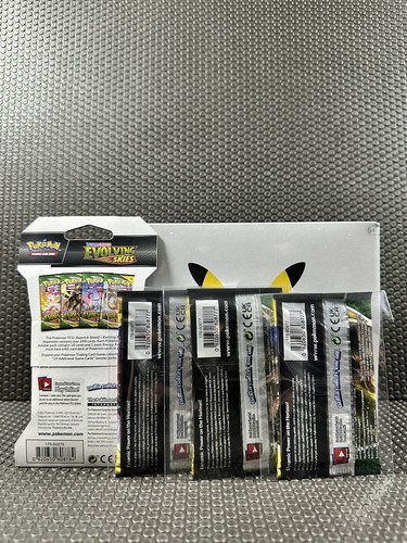 Pokémon TCG Celebrations Elite Trainer Box + 4 Evolving Skies Booster Packs. - Picture 2 of 4