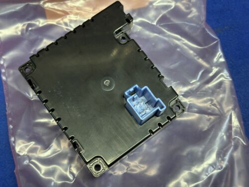 2025+ Ram 1500 Mopar Wireless Device Charger 05033399AB - Picture 2 of 2