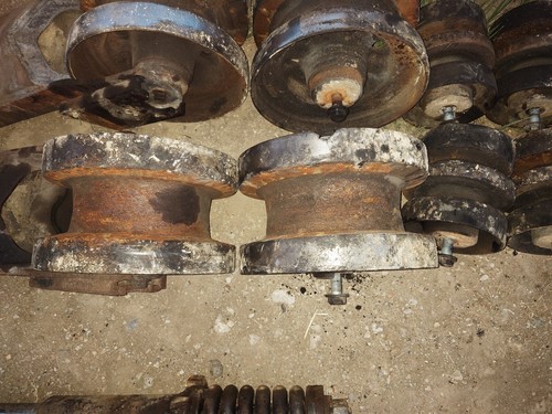 2019 jd 333g idler wheel, rollers, sprockets, full set. or trade. - Picture 6 of 6