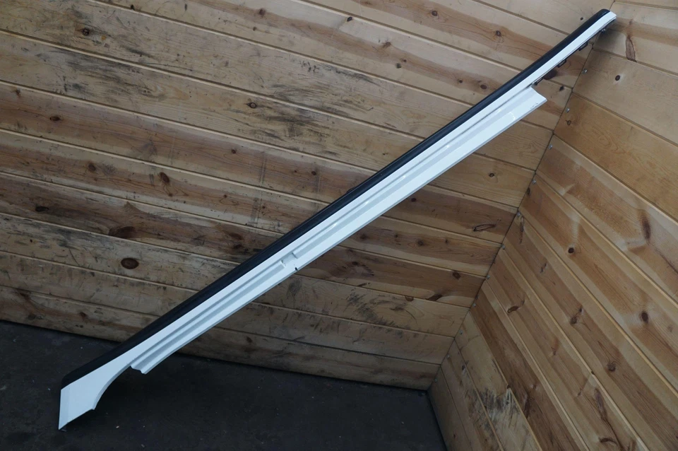 Left Driver Side Rocker Molding Side Skirt OEM Maserati Quattroporte 2013-17+ - Image 3 of 4