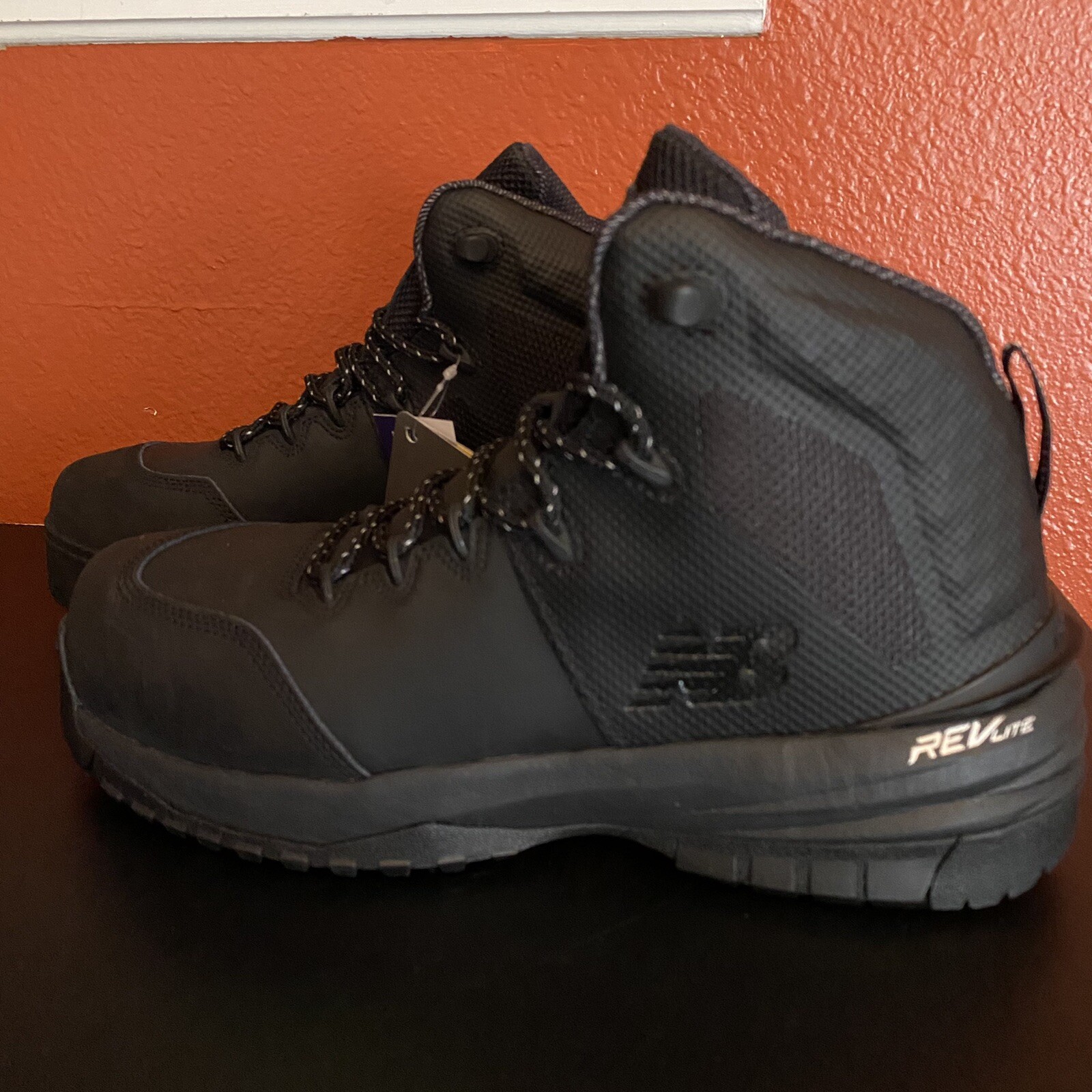 New Balance Work Boots Mens 10 Black 