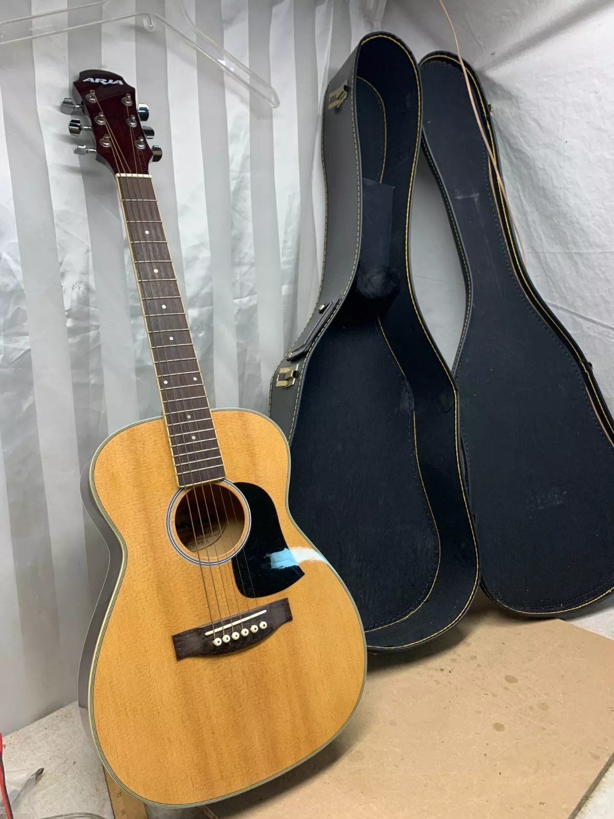Picture 3 of 19