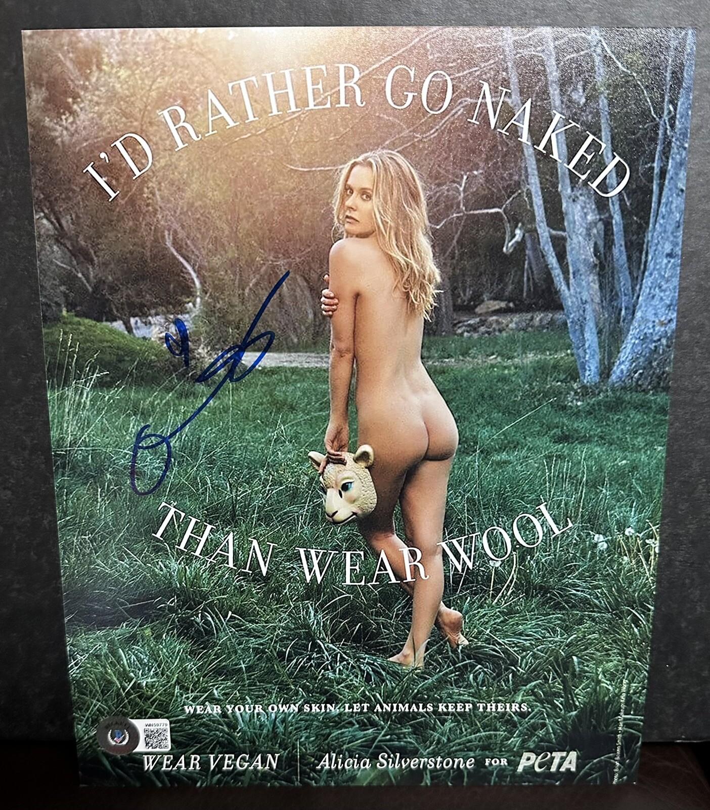 Picture 1 of 1