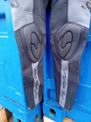 Neoprenanzug Damen C40 "Waterproof" M/L - Bild 4 von 20