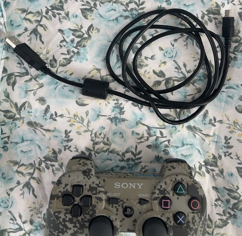 Consola Sony PlayStation 3 Modelo CECH-3001A 160GB + Controlador PS3 Camuflado OEM - Imagen 3 de 11