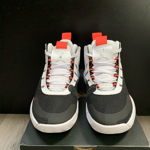 Jordan Jumpman 2020 órbita roja talla 9,5 - Imagen 4 de 11