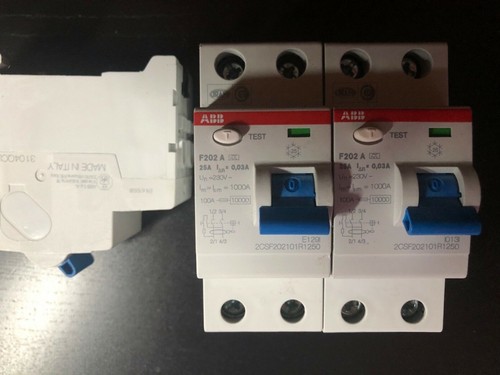 ABB F202 A-25/0,03 Fi-schutzschalter (2CSF204101R1400) - Bild 3 von 3