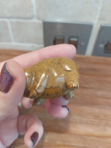 Tótem fetiche miniatura cerdo piedra tallada a mano finamente detallado de colección táctil fabuloso - Imagen 11 de 18