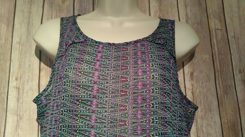 NWT American Eagle Women's Semi Sheer Sleeveless Top Blouse Size Small - Picture 2 of 6