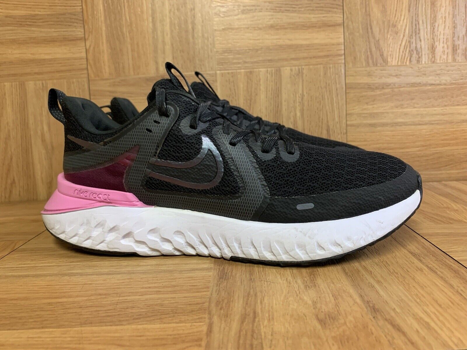 cada Nadie Receptor RARE🔥 Nike Legend React 2 Black Grey Pink 8.5 AT1369-004 Women&#039;s  Running Shoes | eBay