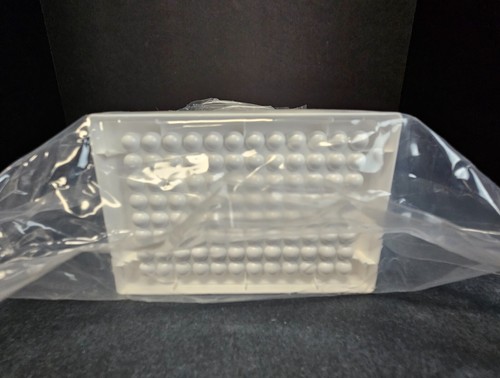 Corning Microplate 96 Well White Polystyrene Total of 23 Plates - Picture 10 of 11