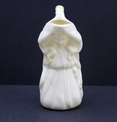 Vintage Belleek Maiden Frau Mädchen Milchkännchen 7. Mark - Bild 1 von 6