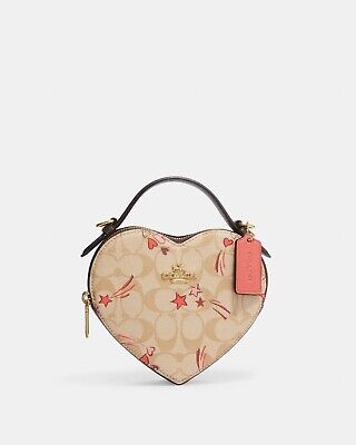 Heart Crossbody Bag Coach: The Perfect Blend of Style and Functionality