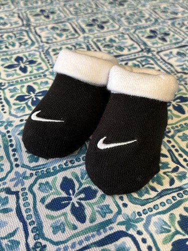 Nike Socken Baby Neugeborene schwarz weiß Stiefel Neu ohne Etikett - Bild 2 von 7