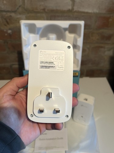 TP Link Powerline Network Extender TL-PA8010P Kit 1300AV - Photo 3/9