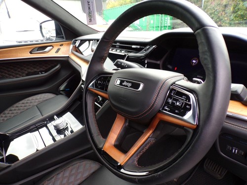 2025 Jeep Grand Cherokee Summit Reserve 2.0 Phev 380hp At8 Eawd ESTATE Petrol/El - Picture 13 of 24