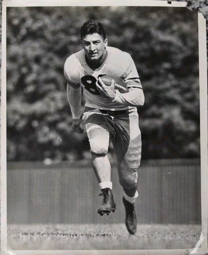 Foto de fútbol americano Purdue vintage de los años 40 - etiquetada “Babe Dimancheff” medio trasero - Imagen 1 de 6