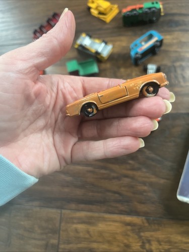 Vintage lot Of Lesney England Matchbox cars Vehicles  - Picture 23 of 23