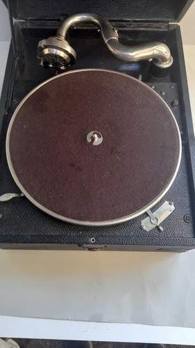 Antiguo gramófono portátil His Master Voice velocidad manivela 78 - Imagen 17 de 22