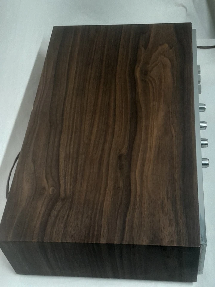 Vintage 1970s SOUNDDESIGN Model 4491-3 AM/FM Stereo Receiver + 8 Track Japan - Imagem 2 de 4