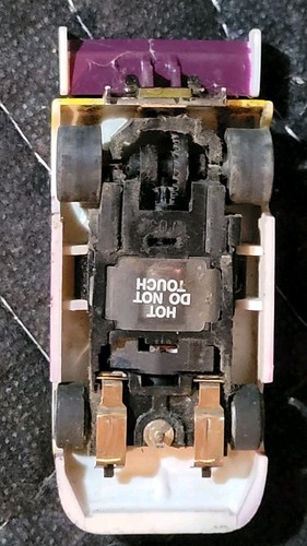 AFX Tomy Turbo HO Slot Car #2 taglio seta Jaguar Castrol Aurora testata funzionante - Foto 6 di 6