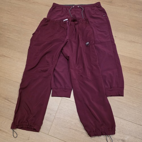 Scrub Koi Next Gen/Tech colore vino lotto di 2 set XL/P 2 top 2 pantaloni - Foto 9 di 22