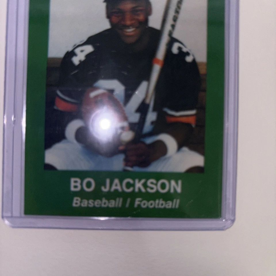 Tarjeta de fútbol americano/béisbol BO JACKSON Aamer Sport verde COMO NUEVA Foto 4 de 4