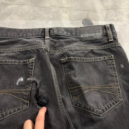 Vintage Y2K/2000s Grunge Faded Black Distressed Denim Jeans! 34x32 - Picture 7 of 8
