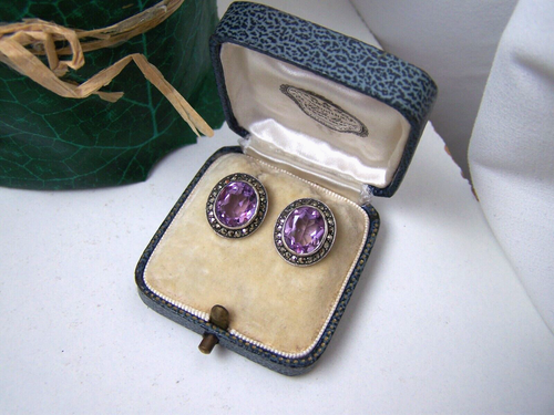 GORGEOUS VINTAGE 925 SOLID STERLING SILVER AMETHYST & MARCASITE EARRINGS STUDS - Picture 7 of 13