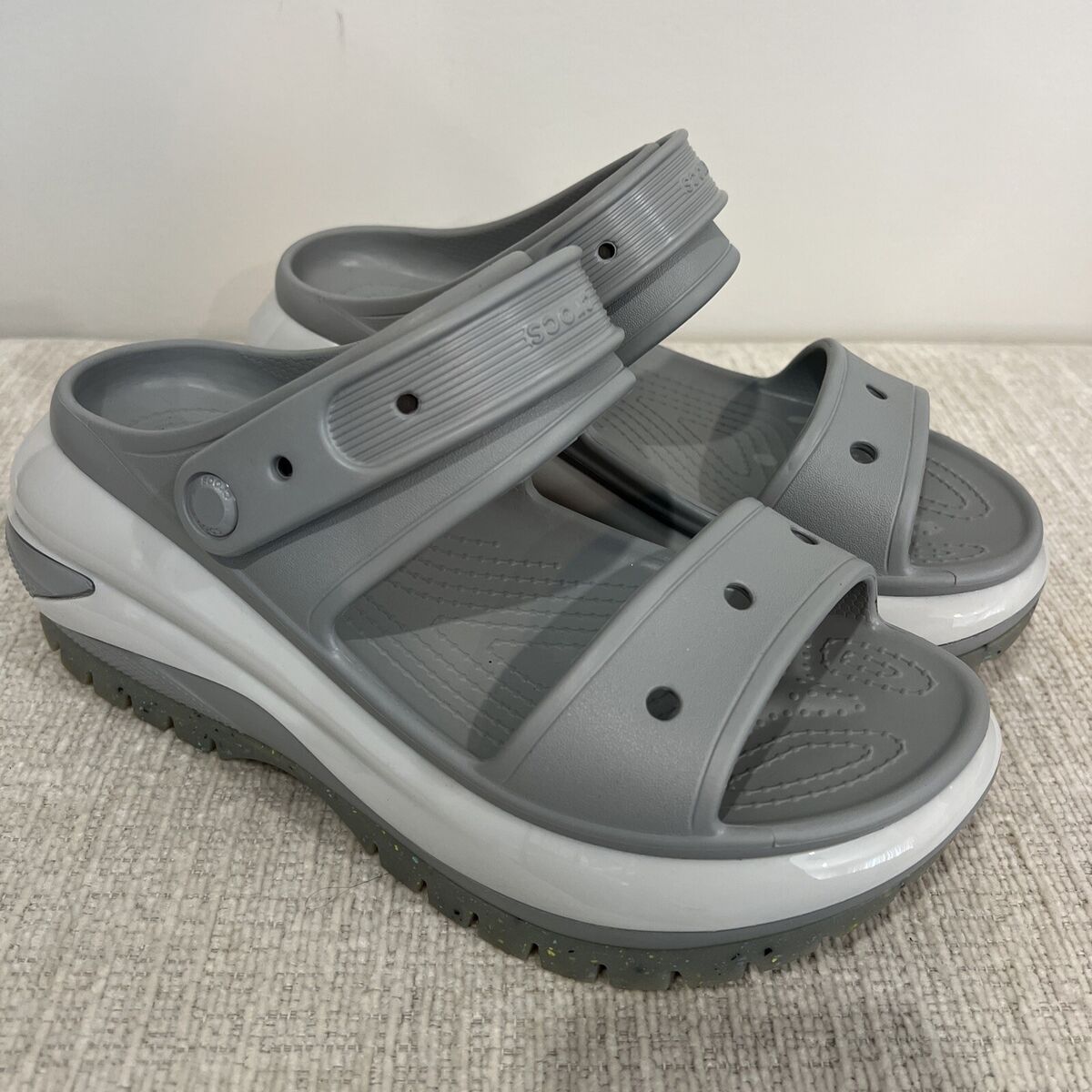 サンダル・ミュール Crush High Shine Sandals - Crocs - Thermoplastic - Grey Crocs Crush Glitter Sandal Atmosphere Gray 208245-1FT Size