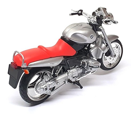 New Ray 1/12 Scale 43553 - BMW R1100R Motorbike - Silver/Red - Picture 2 of 5