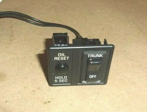 97 99 Buick Lesabre Trunk Release And Oil Reset Switch Ebay