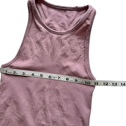 Lululemon Größe 2 Reveal Tank Zen nahtlos gestrickt Racerback Tank Top Vintage Mauve - Bild 4 von 5