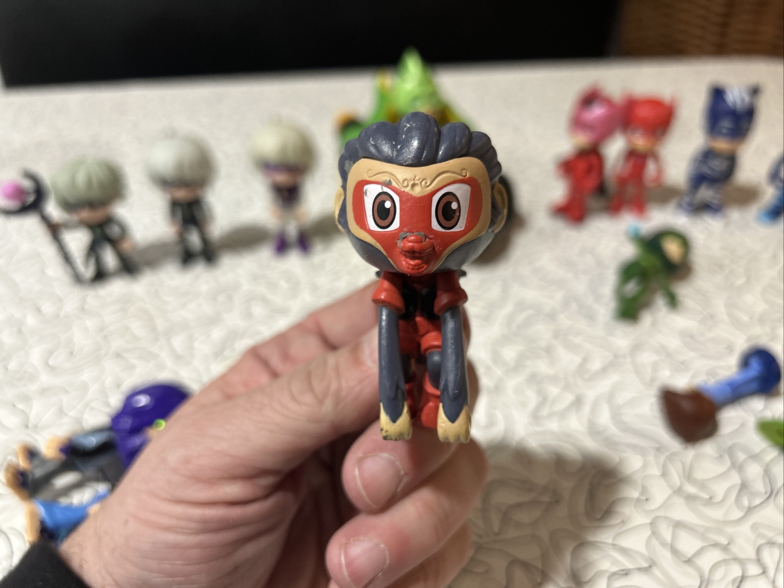 Picture 11 of 24